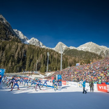 P1140906_start_biatloniste_stafeta_muzu_sp_anterselva_2025_ps