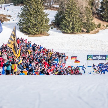 P1085371_biatloniste_hromadny_start_muzu_ms_lenzerheide_2025_ps