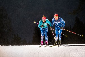 Gabriela Koukalová testuje lyže s Vojtou Prášilem