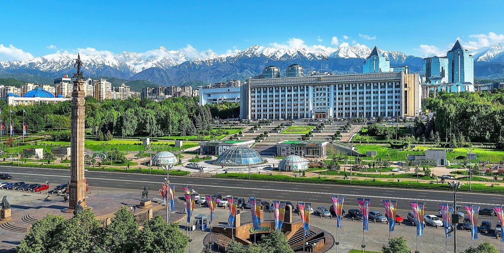 Centrum Almaty český tým nenavštíví 
